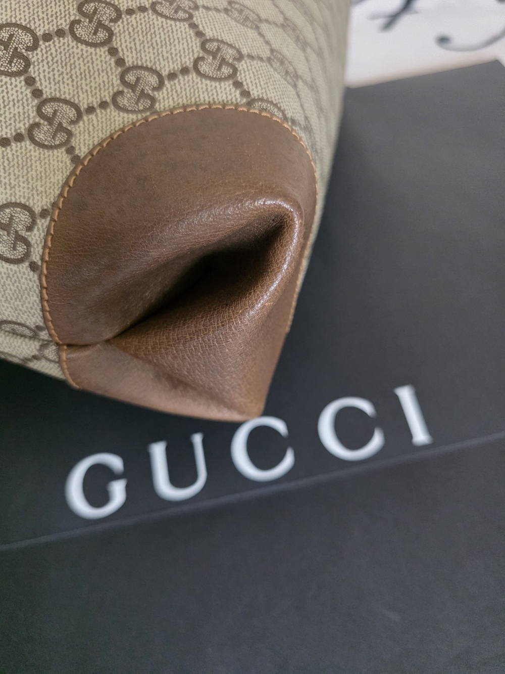Authentic Vintage Gucci GG Supreme tote bag - Picture 7 of 12